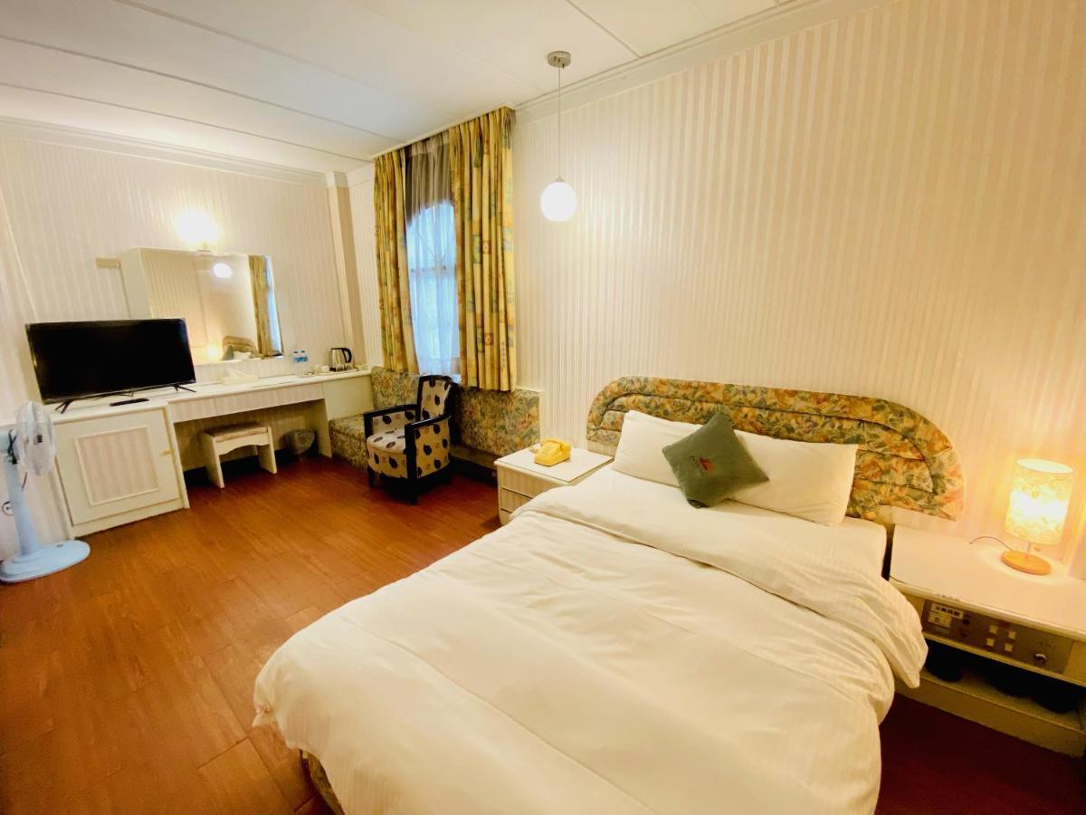 Chung Shan Business Hotel Taoyuan Extérieur photo